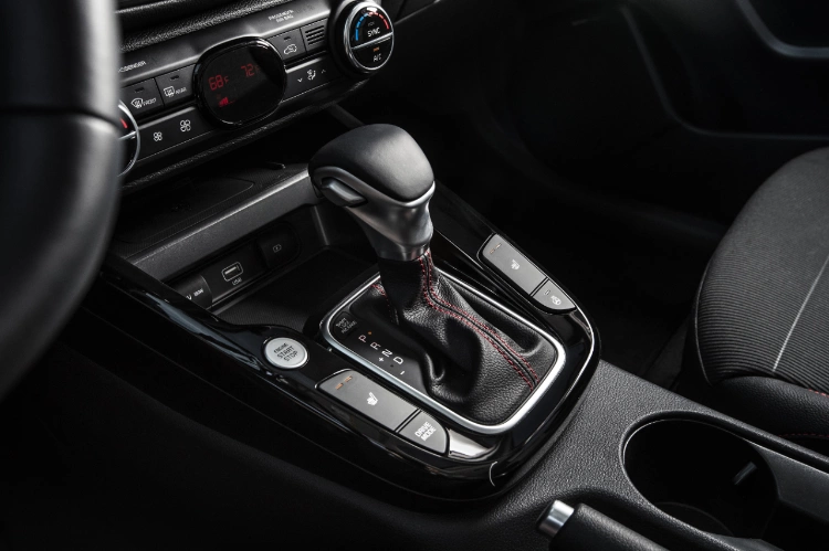 2024 Kia Soul Gear Selector Close-Up