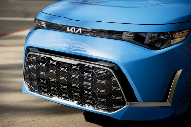 2024 Kia Soul Front Grille Close-Up