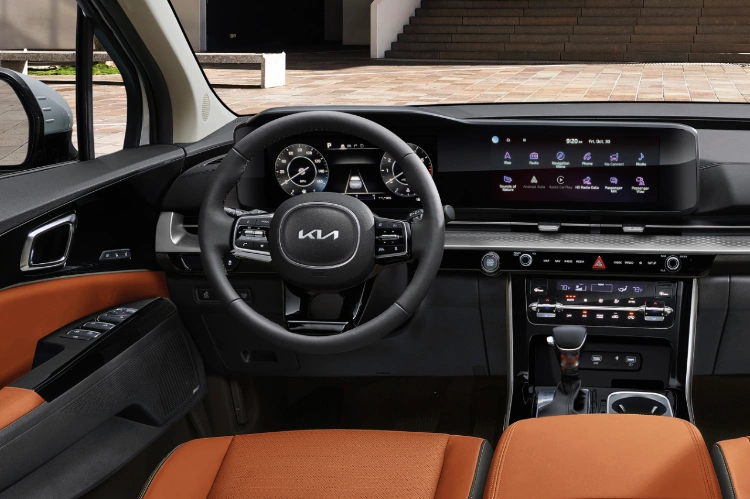 2024 Kia Carnival Driver Centric Cockpit Full-View